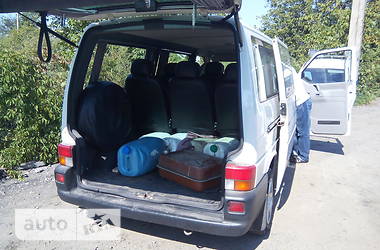 Мінівен Volkswagen Transporter 2000 в Києві