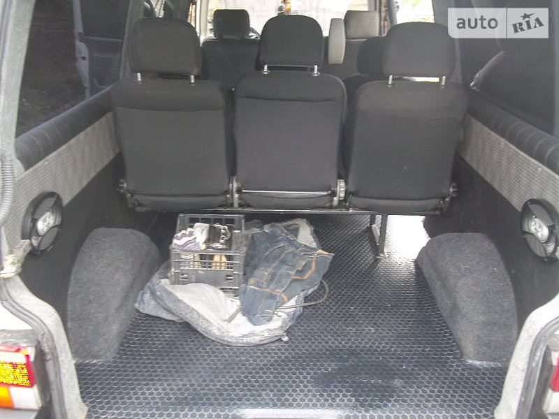 Минивэн Volkswagen Transporter 2000 в Сколе