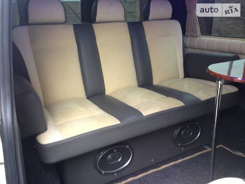 Минивэн Volkswagen Transporter 2009 в Днепре