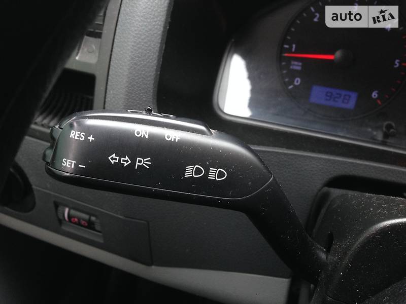 Минивэн Volkswagen Transporter 2009 в Днепре