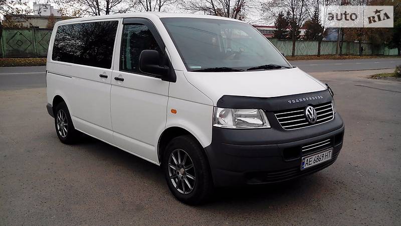 Минивэн Volkswagen Transporter 2004 в 