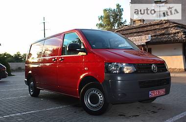 Вантажопасажирський фургон Volkswagen Transporter 2013 в Кременчуці