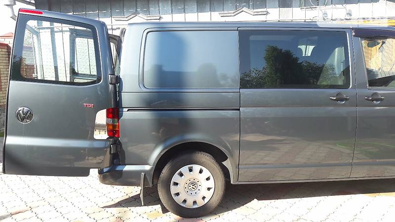 Мінівен Volkswagen Transporter 2008 в Охтирці