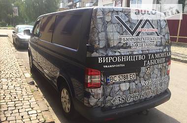 Вантажопасажирський фургон Volkswagen Transporter 2009 в Львові