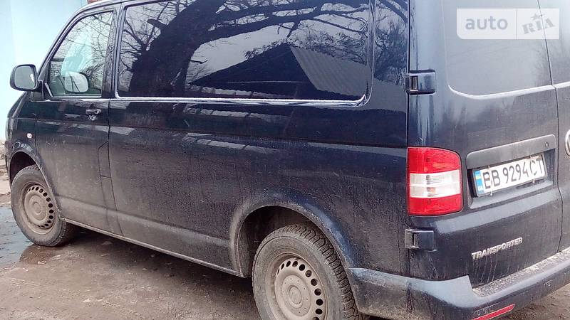 Вантажопасажирський фургон Volkswagen Transporter 2012 в Сєверодонецьку