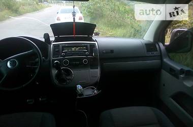 Грузопассажирский фургон Volkswagen Transporter 2005 в Житомире