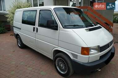 Мінівен Volkswagen Transporter 2001 в 