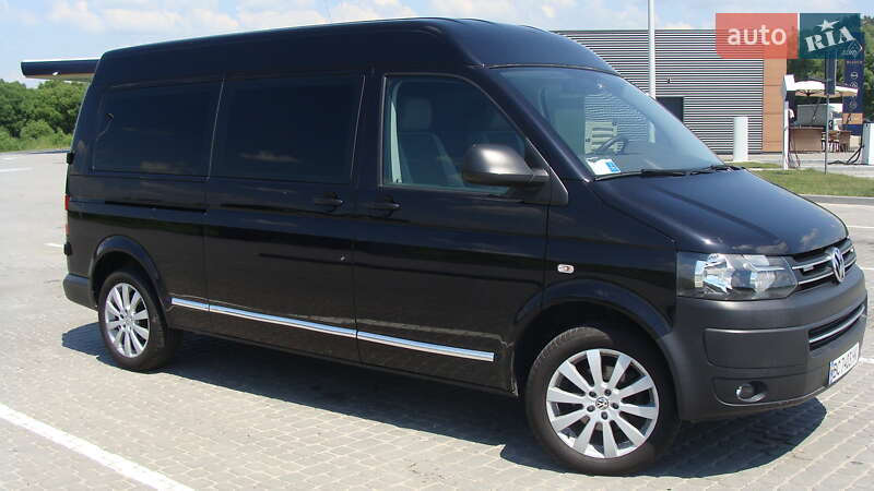 Минивэн Volkswagen Transporter 2015 в Николаеве