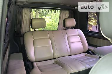 Грузопассажирский фургон Volkswagen Transporter 2006 в Никополе