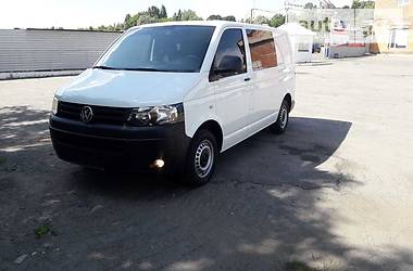 Вантажопасажирський фургон Volkswagen Transporter 2014 в Вінниці