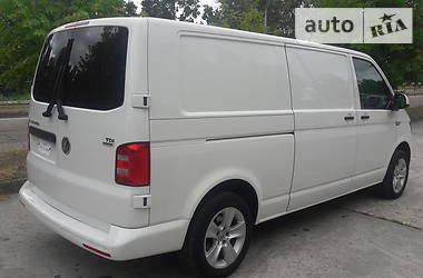 Вантажопасажирський фургон Volkswagen Transporter 2015 в Житомирі