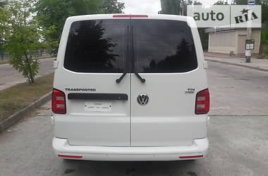 Вантажопасажирський фургон Volkswagen Transporter 2015 в Житомирі