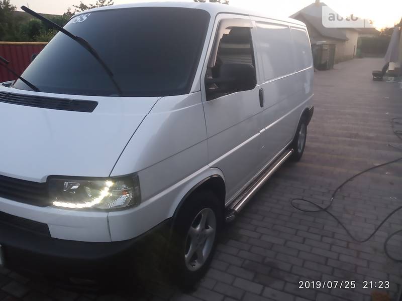 Грузопассажирский фургон Volkswagen Transporter 1998 в Виноградове