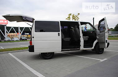 Вантажопасажирський фургон Volkswagen Transporter 1998 в 