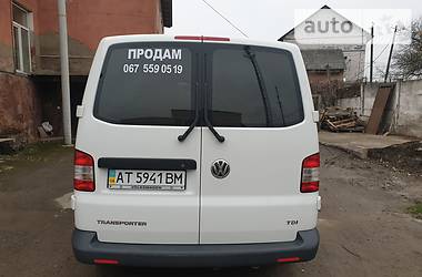 Вантажопасажирський фургон Volkswagen Transporter 2011 в 