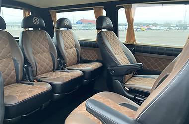 Грузопассажирский фургон Volkswagen Transporter 2015 в 