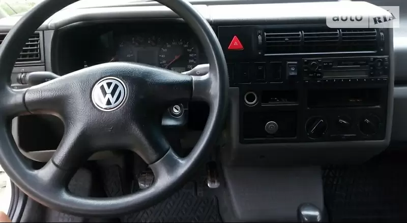 Грузопассажирский фургон Volkswagen Transporter 1998 в 