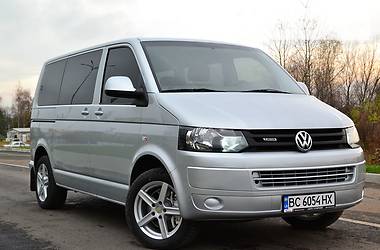 Універсал Volkswagen Transporter 2012 в Дрогобичі