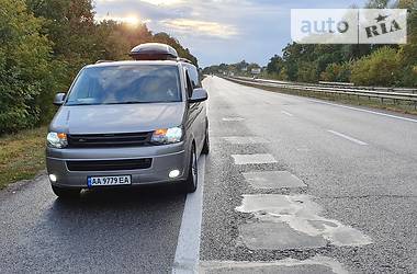 Вантажопасажирський фургон Volkswagen Transporter 2010 в 
