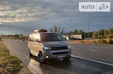 Вантажопасажирський фургон Volkswagen Transporter 2010 в 