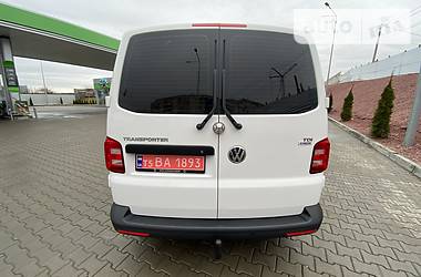 Минивэн Volkswagen Transporter 2015 в Ровно