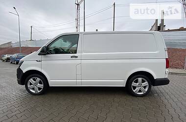 Минивэн Volkswagen Transporter 2015 в Ровно