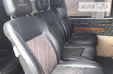 Вантажопасажирський фургон Volkswagen Transporter 2008 в 
