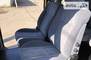 Вантажопасажирський фургон Volkswagen Transporter 2008 в 