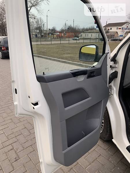 Минивэн Volkswagen Transporter 2007 в Прилуках