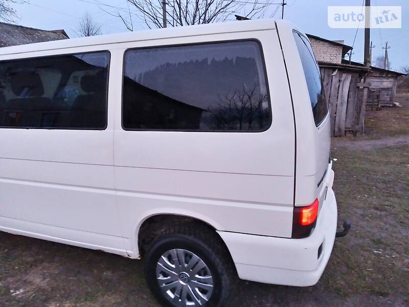 Volkswagen Transporter 2000 в Маневичах