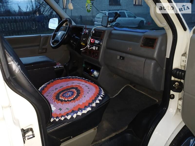 Volkswagen Transporter 2000 в Маневичах