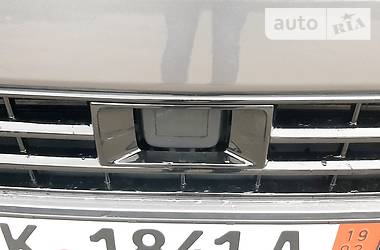 Вантажопасажирський фургон Volkswagen Transporter 2018 в 