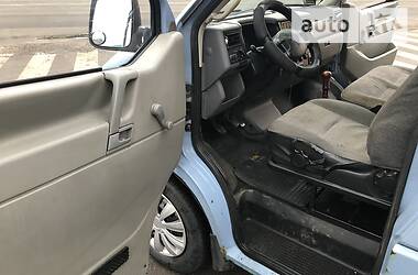Вантажопасажирський фургон Volkswagen Transporter 1998 в 