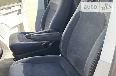 Універсал Volkswagen Transporter 2017 в 
