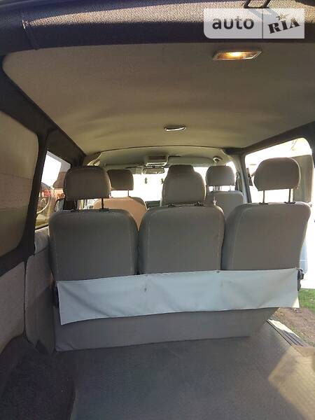 Мінівен Volkswagen Transporter 2010 в Чернівцях