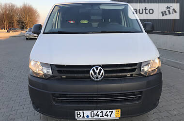Вантажопасажирський фургон Volkswagen Transporter 2015 в  фото 14 Вантажопасажирський фургон Volkswagen Transporter 2015 в