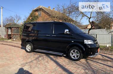Мінівен Volkswagen Transporter 2004 в 