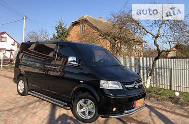 Мінівен Volkswagen Transporter 2004 в 