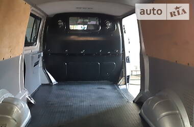 Мінівен Volkswagen Transporter 2011 в 