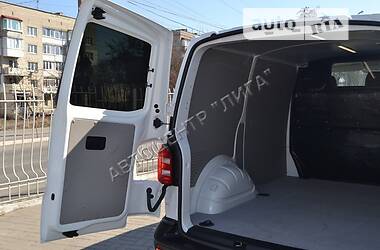 Вантажопасажирський фургон Volkswagen Transporter 2016 в 