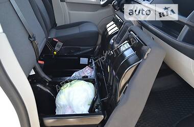 Вантажопасажирський фургон Volkswagen Transporter 2016 в 