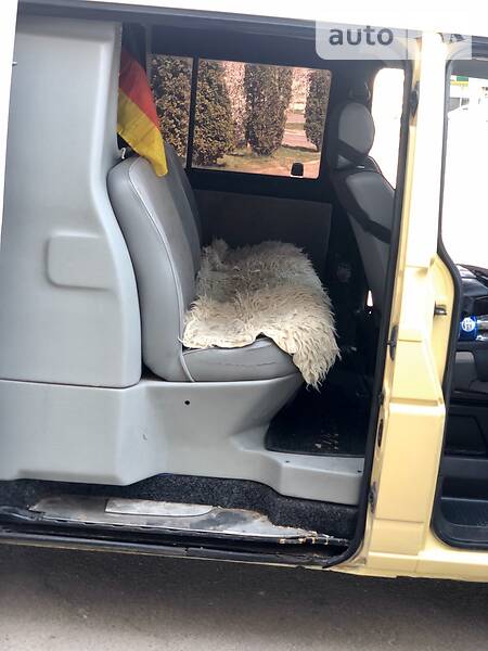 Вантажопасажирський фургон Volkswagen Transporter 2000 в Трускавці фото 9 Вантажопасажирський фургон Volkswagen Transporter 2000 в Трускавці