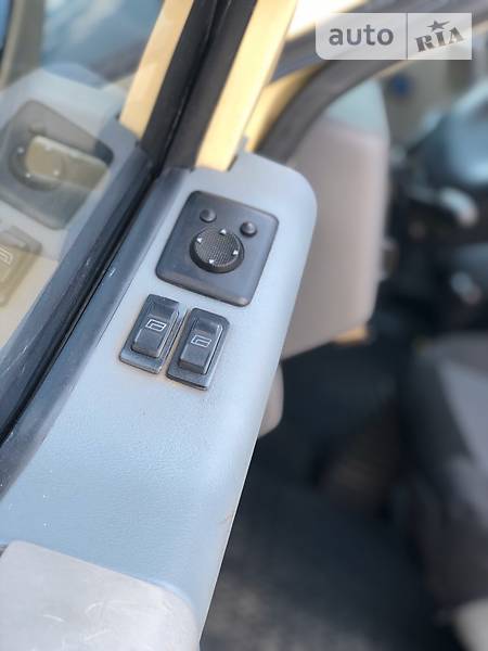Вантажопасажирський фургон Volkswagen Transporter 2000 в Трускавці фото 10 Вантажопасажирський фургон Volkswagen Transporter 2000 в Трускавці
