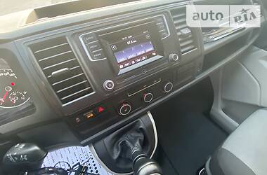 Мінівен Volkswagen Transporter 2015 в 
