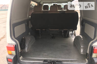 Мінівен Volkswagen Transporter 2000 в 