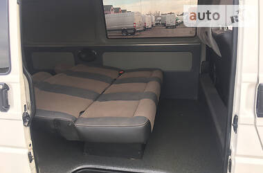 Мінівен Volkswagen Transporter 2000 в 