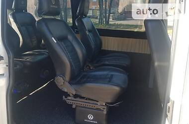 Вантажопасажирський фургон Volkswagen Transporter 2004 в 