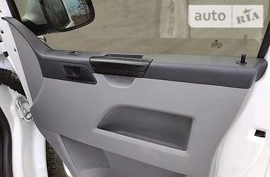 Мінівен Volkswagen Transporter 2010 в 