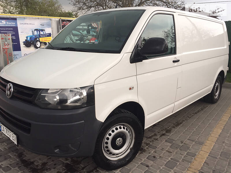 Вантажопасажирський фургон Volkswagen Transporter 2010 в Новгородці