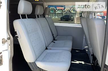 Вантажопасажирський фургон Volkswagen Transporter 2013 в 